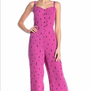 Melloday Magenta Jumpsuit w/small triangle pattern